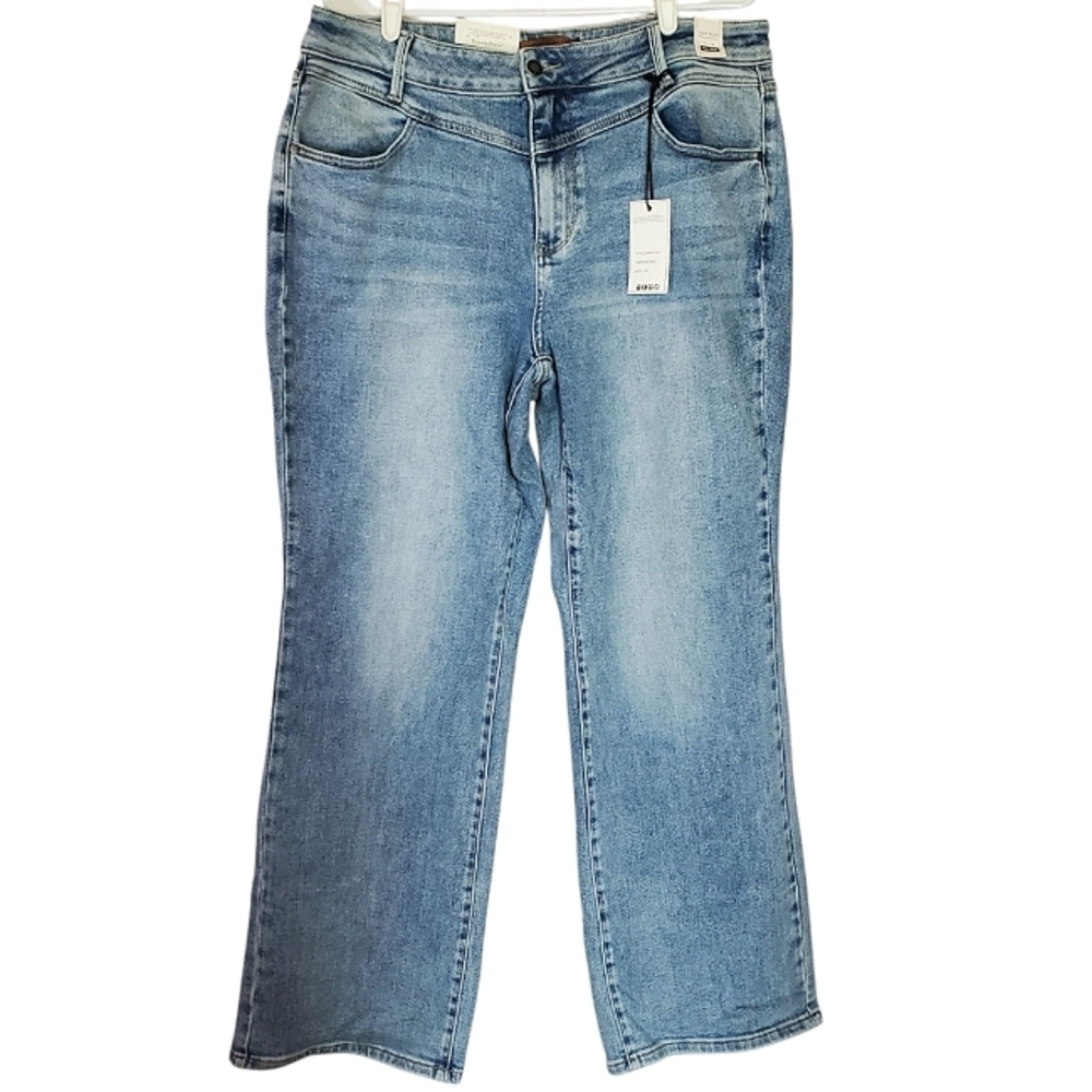 7359 * Judy Blue Retro Wide Fit Jeans Light Wash Denim Size 18W NWT